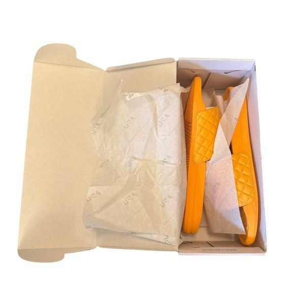 APL Lusso Slide in Mango Men’s Size 11